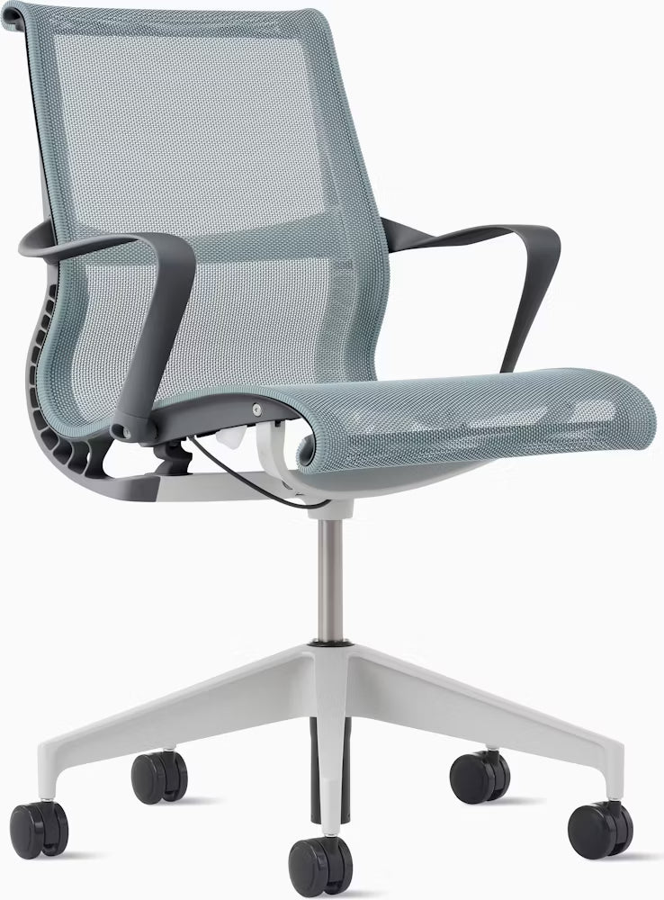 Setu Chair, With Arms