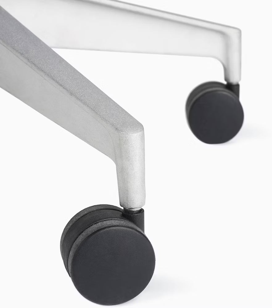 Setu Chair, With Arms