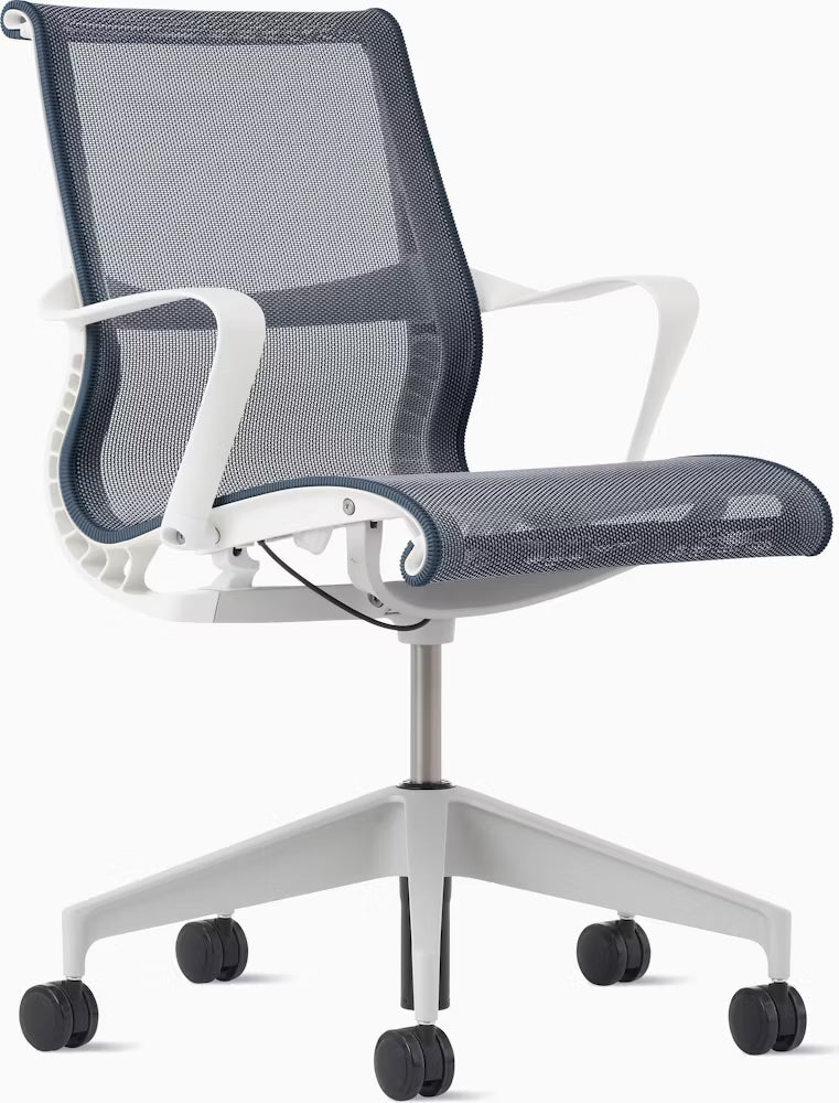 Setu Chair, With Arms
