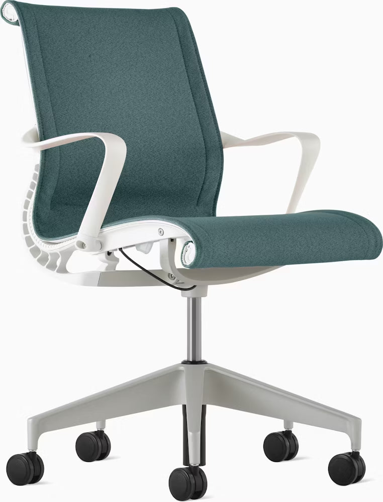 Setu Chair, With Arms