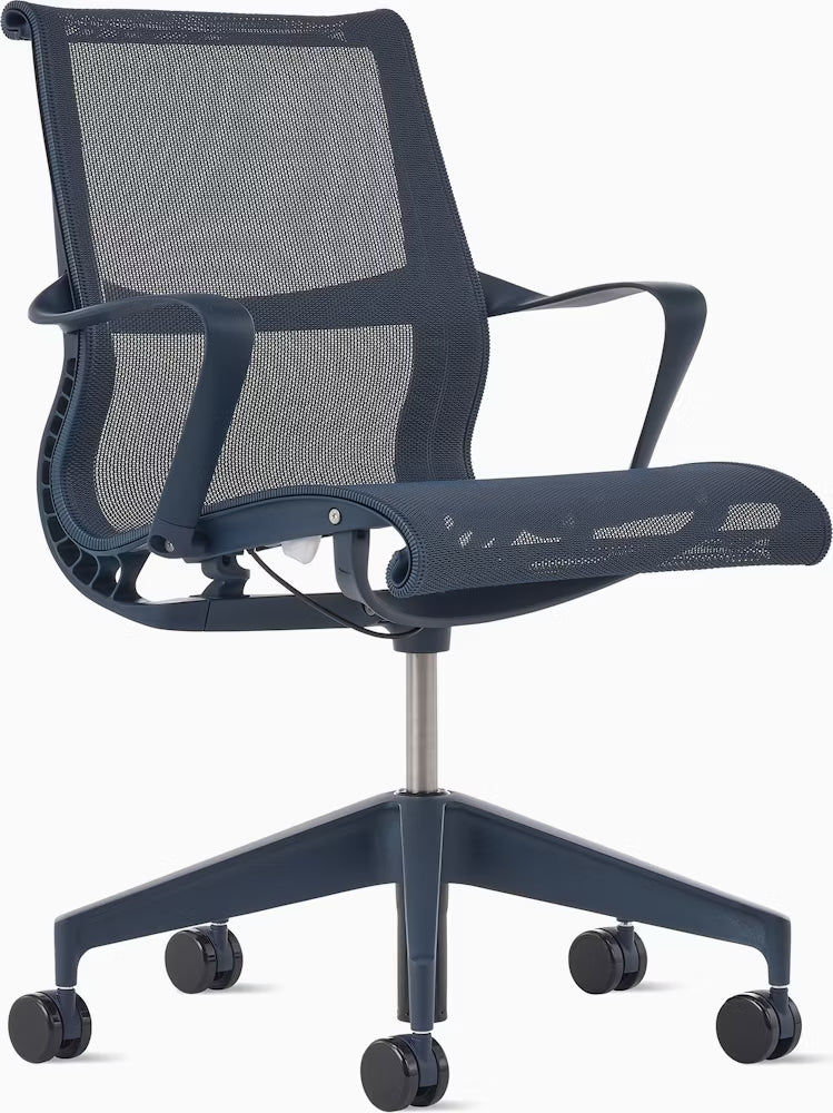 Setu Chair, With Arms