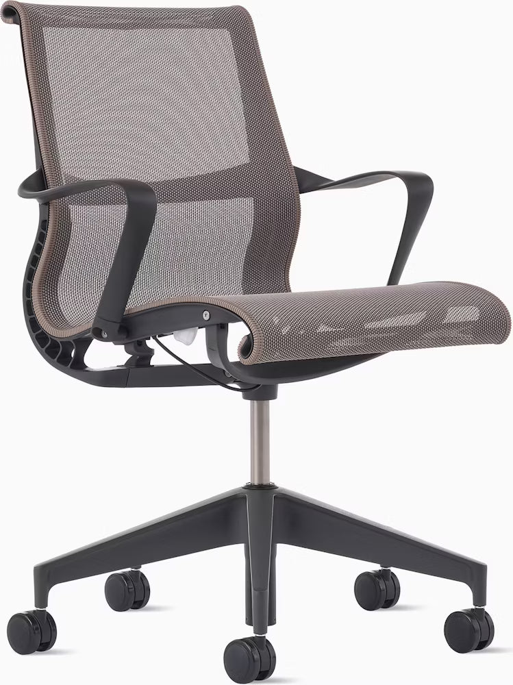 Setu Chair, With Arms