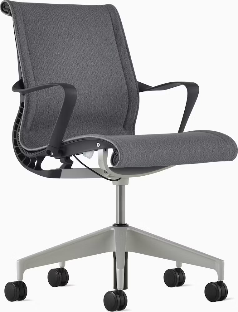 Setu Chair, With Arms